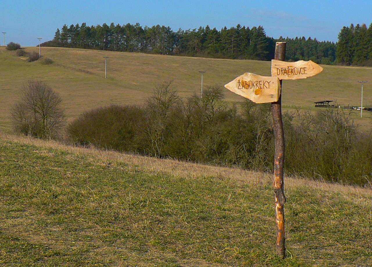 kratke-ultra-okolo-domu